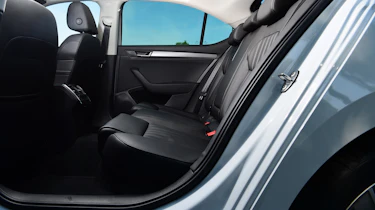 Skoda Superb - rear seats