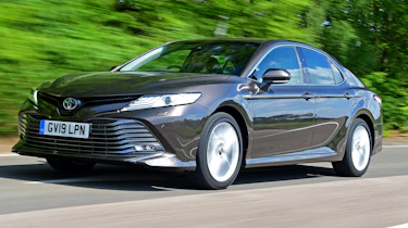 Toyota Camry - front tracking