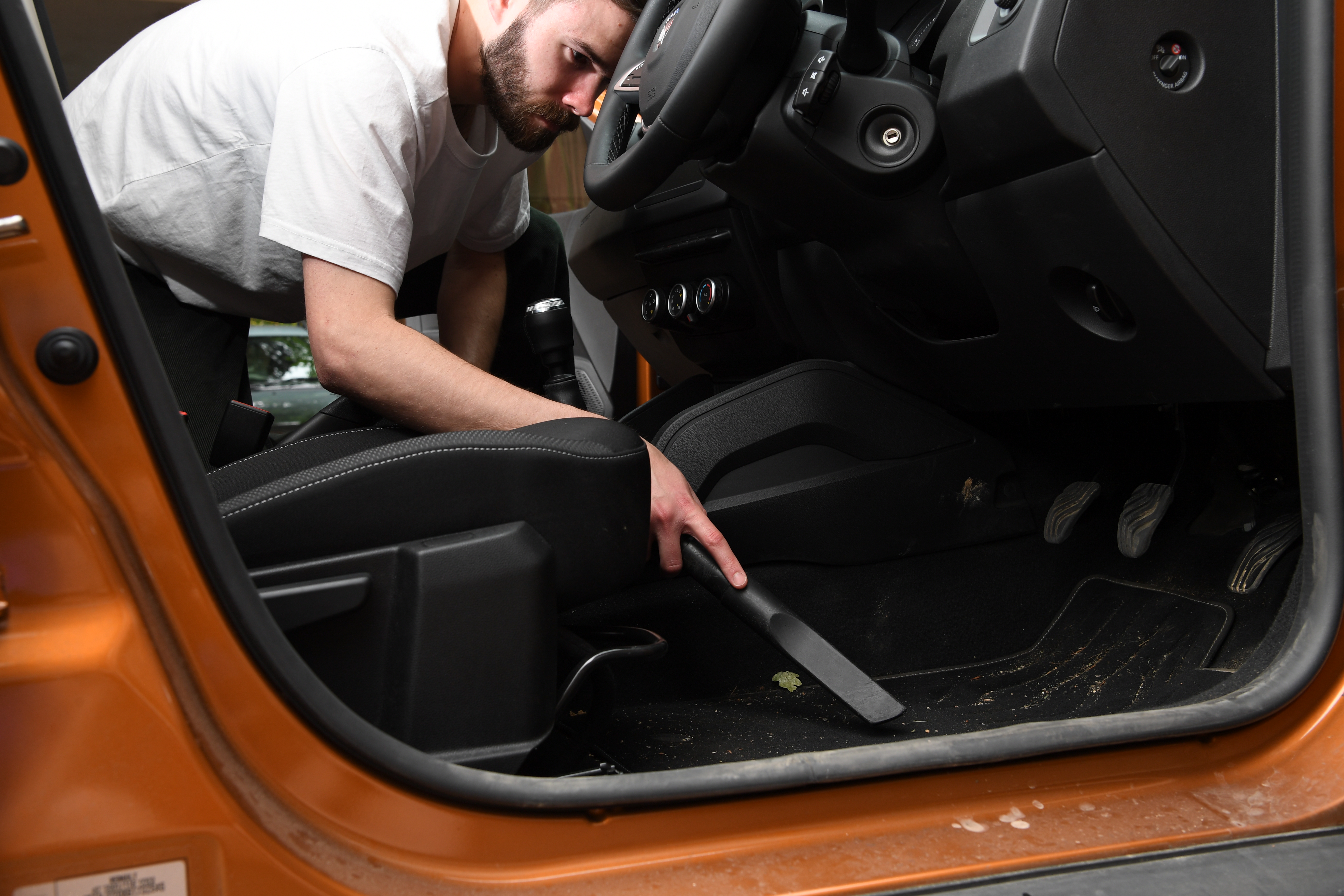 Cordless vacuums