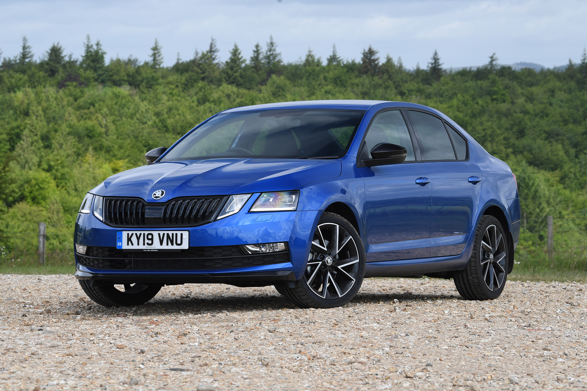 Skoda Octavia Sportline - front static