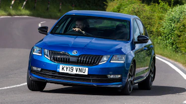 Skoda Octavia Sportline - front