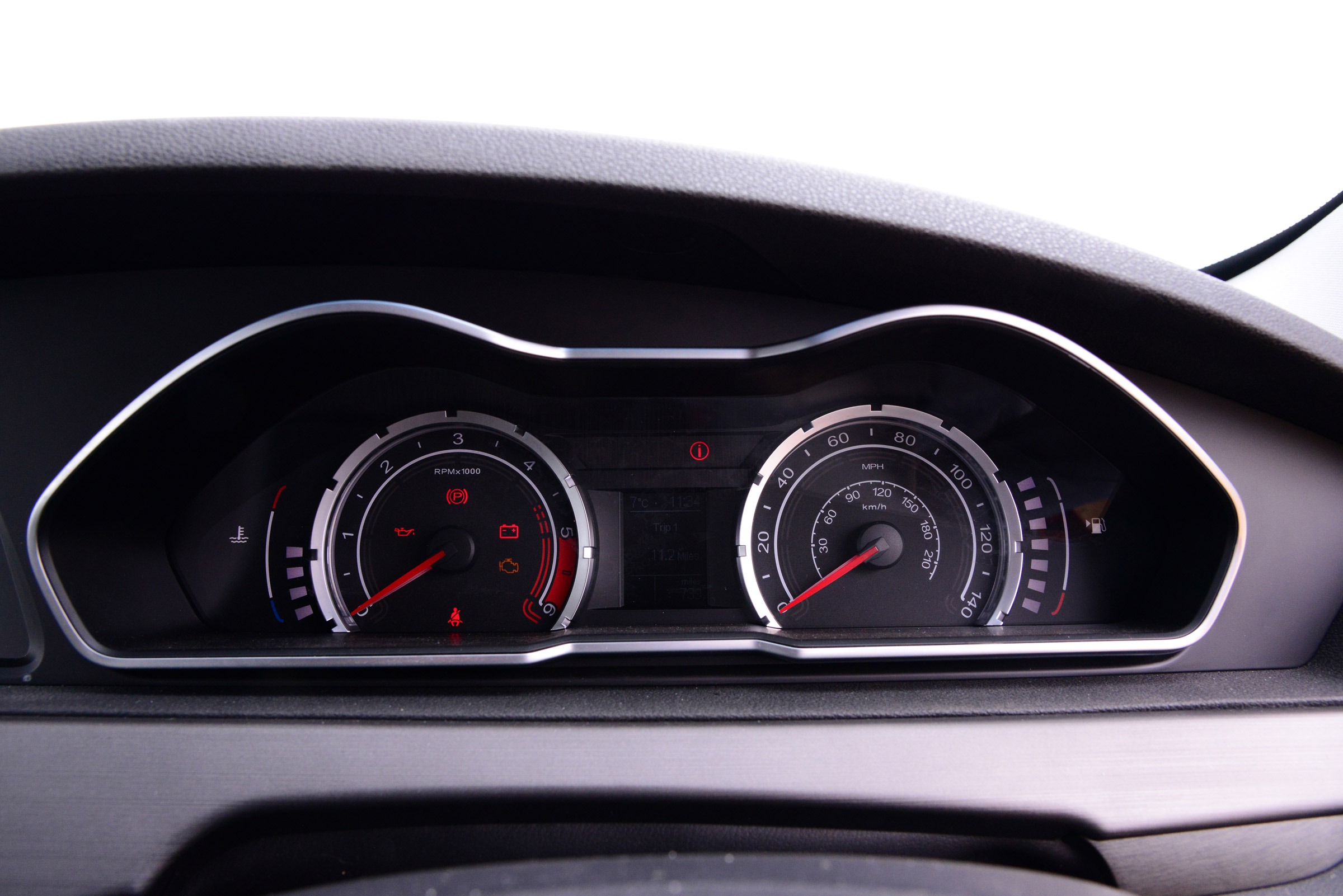 Vauxhall Insignia Grand Sport - front cornering