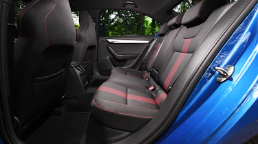 Skoda Octavia Sportline - rear seats