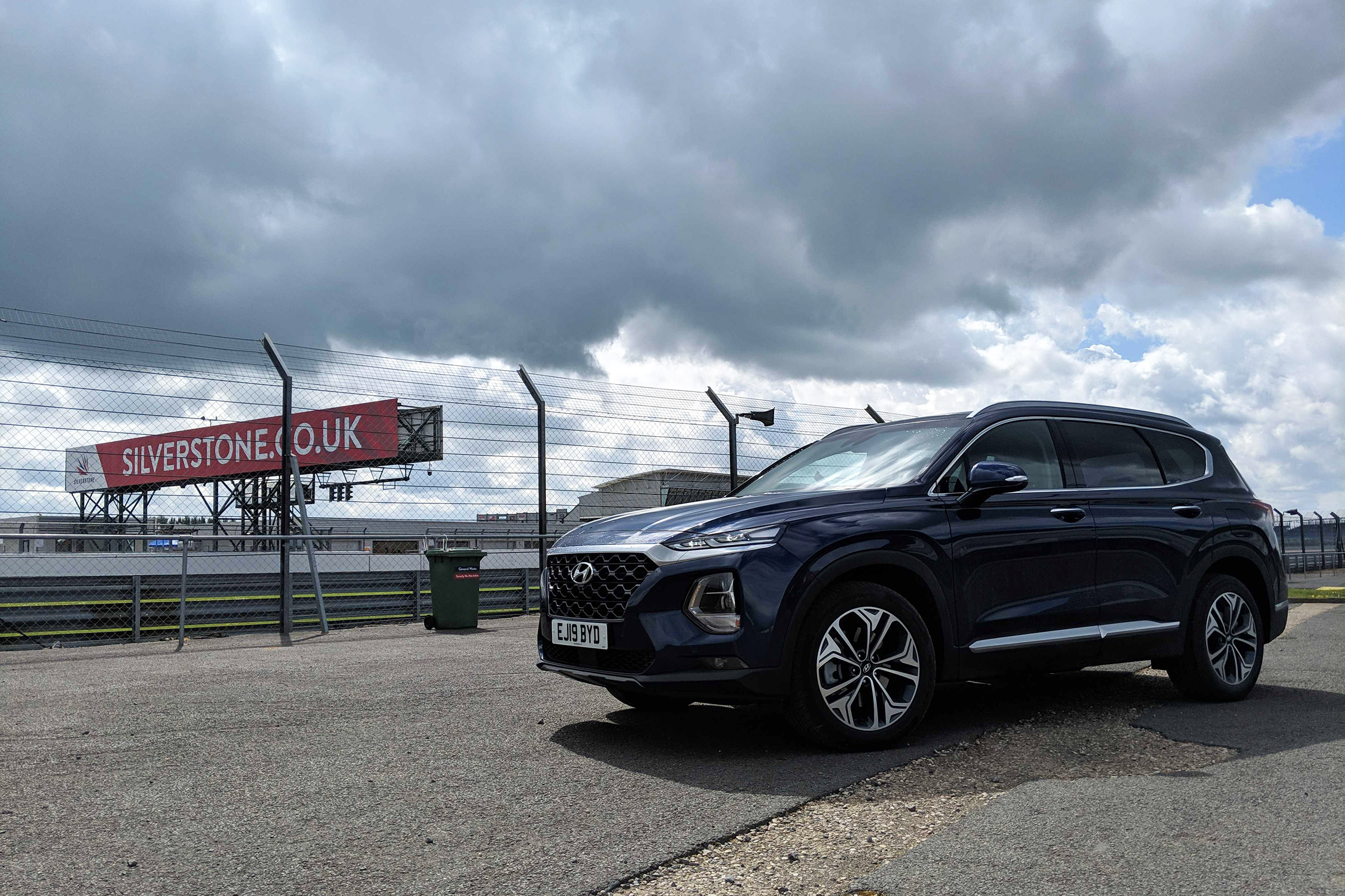 Hyundai Santa Fe long termer - second report Silverstone