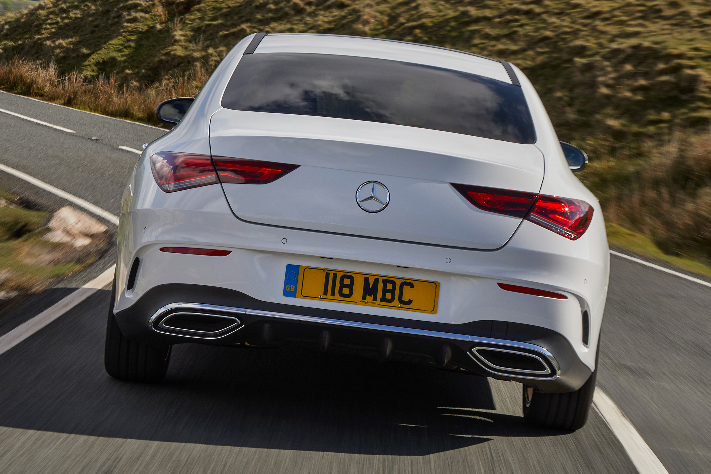 Mercedes CLA 250 AMG Line - rear tracking