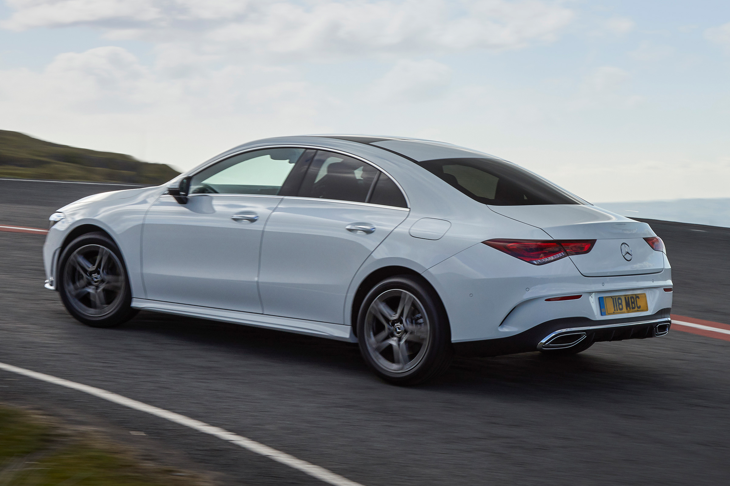 Mercedes CLA 250 AMG Line - rear cornering