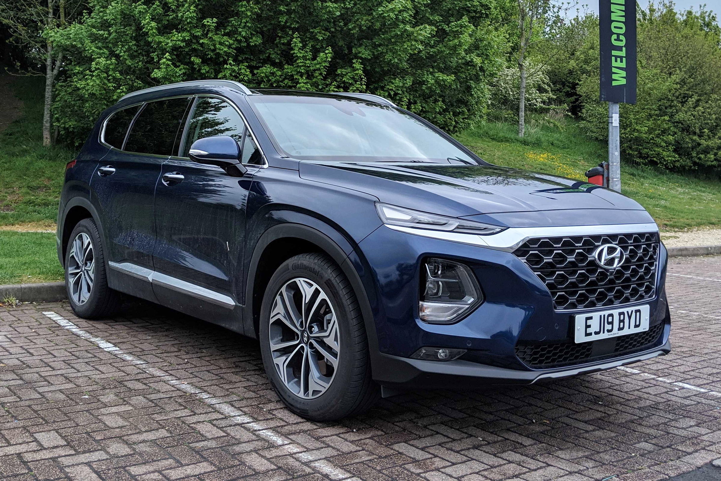 Hyundai Santa Fe long termer - second report header
