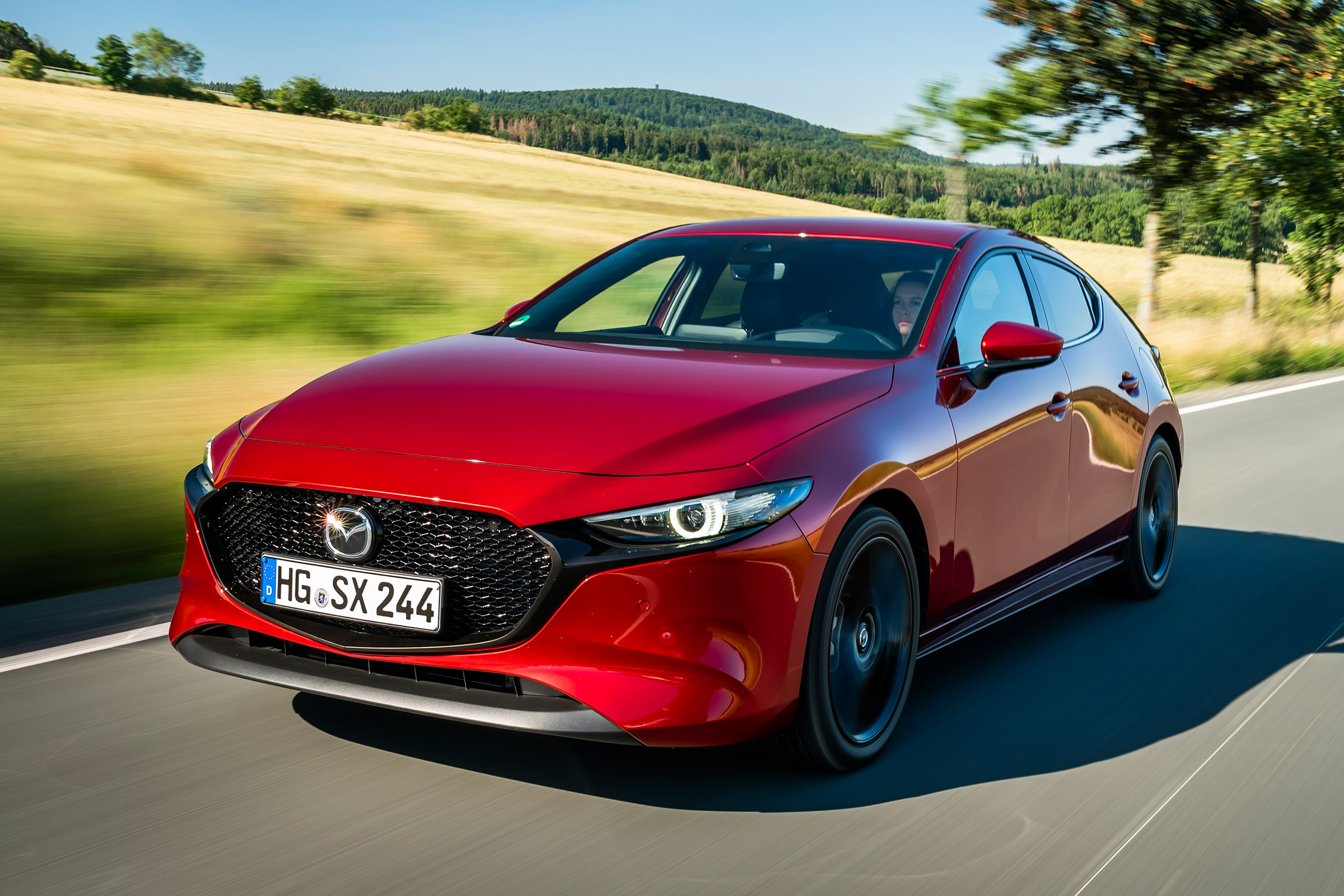 Mazda 3 SkyActiv-X - front