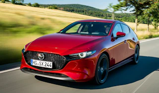 Mazda 3 SkyActiv-X - front