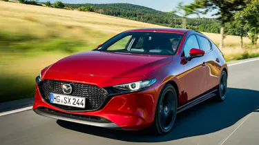 Mazda 3 SkyActiv-X - front