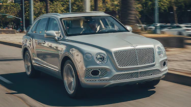 Bentley Bentayga Hybrid - front
