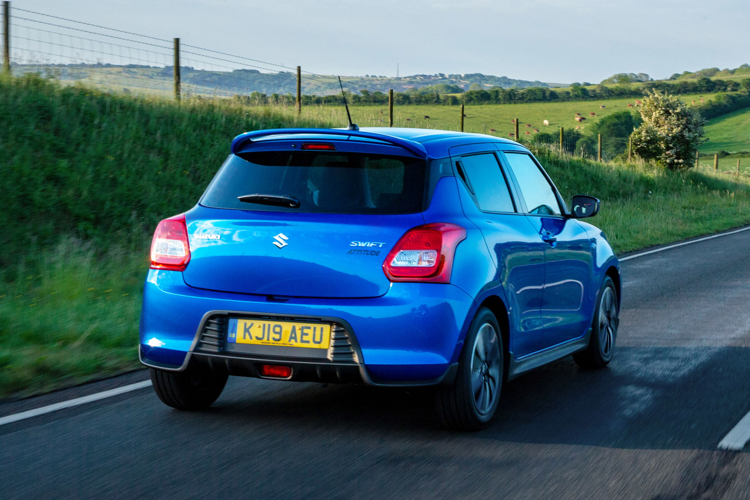 Suzuki Swift Attitude - rear