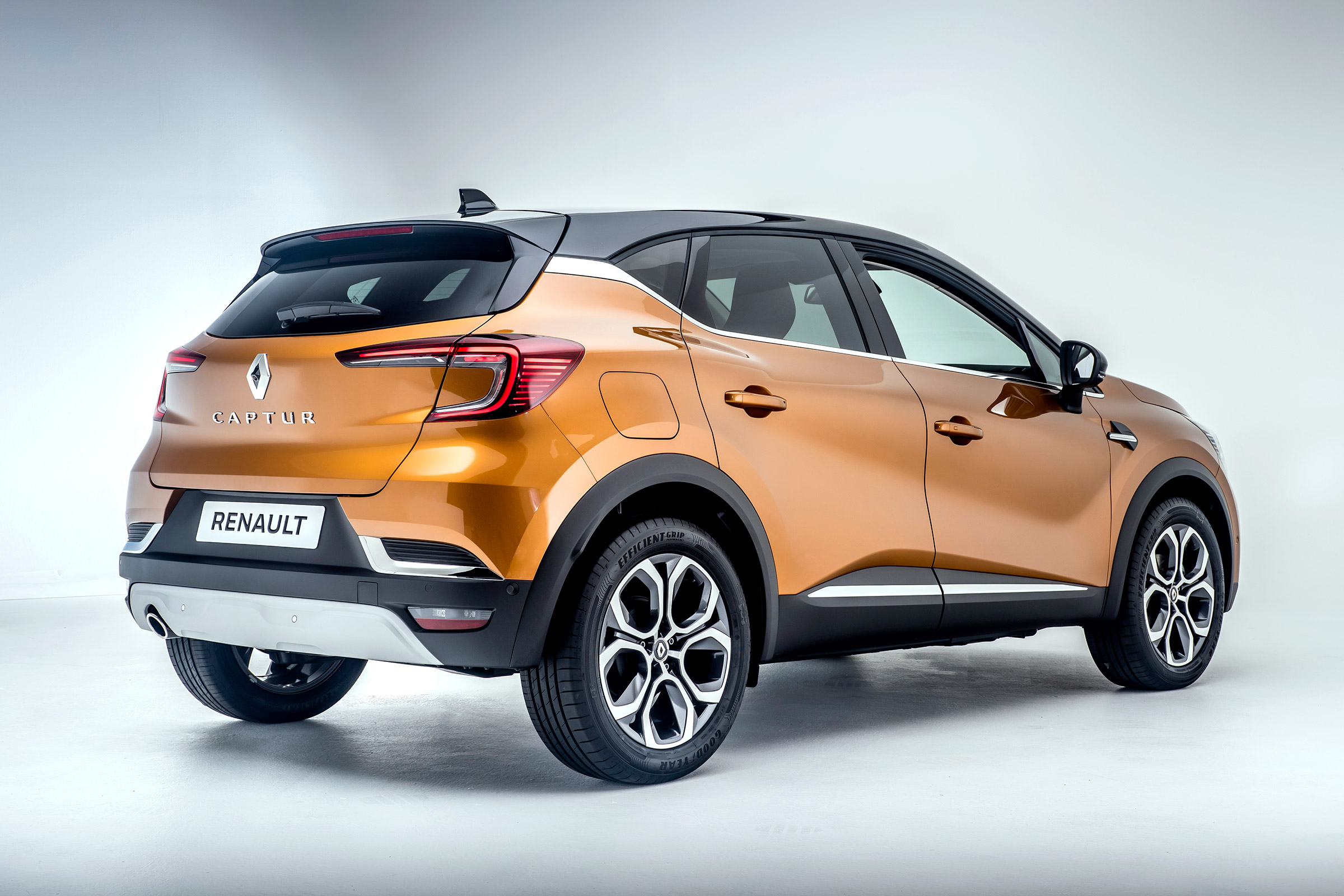 Renault Captur - rear