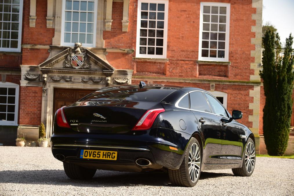 Used Jaguar XJ - rear