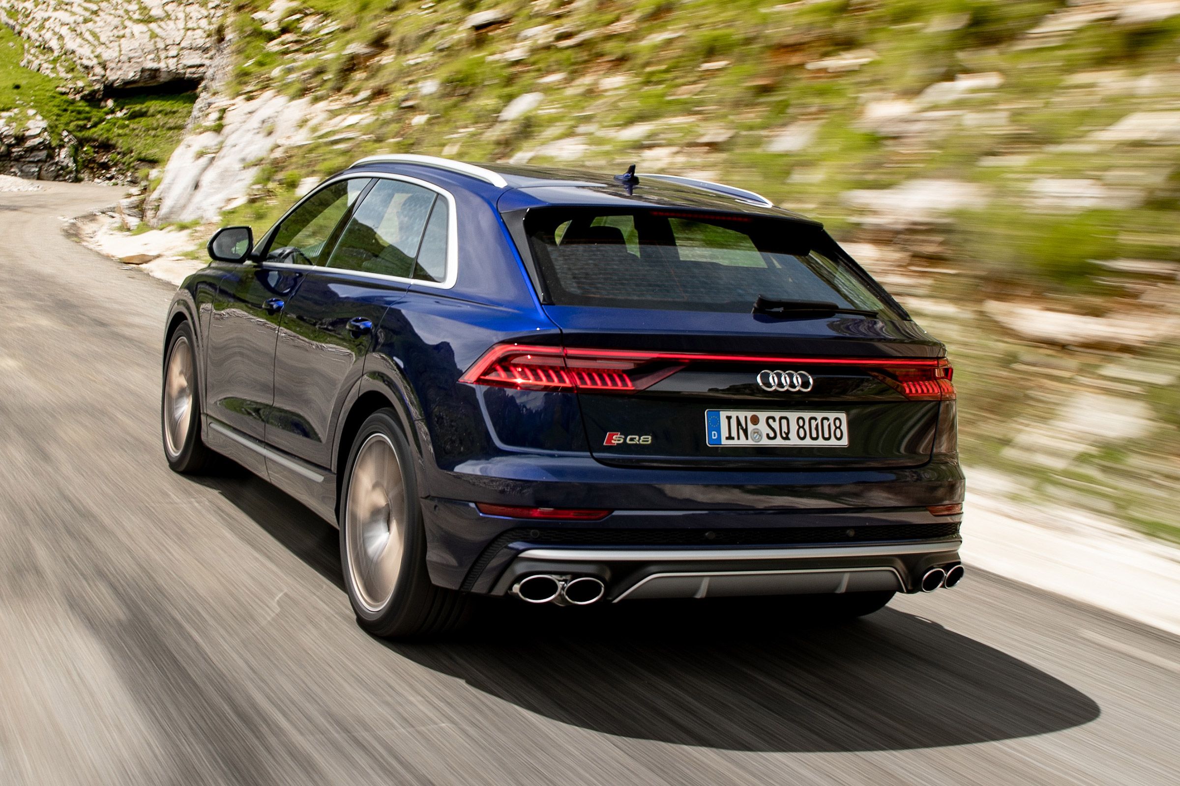 Audi SQ8 - rear