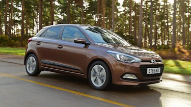 Used Hyundai i20 - front action