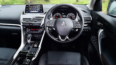 Mitsubishi Eclipse Cross Black Connected - dash