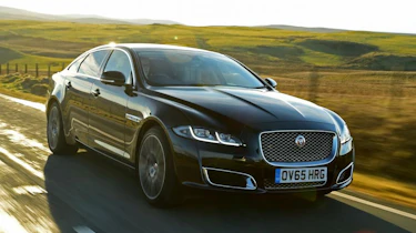 Used Jaguar XJ - front action