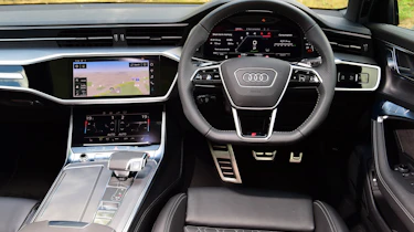 Audi S6 Avant - dash