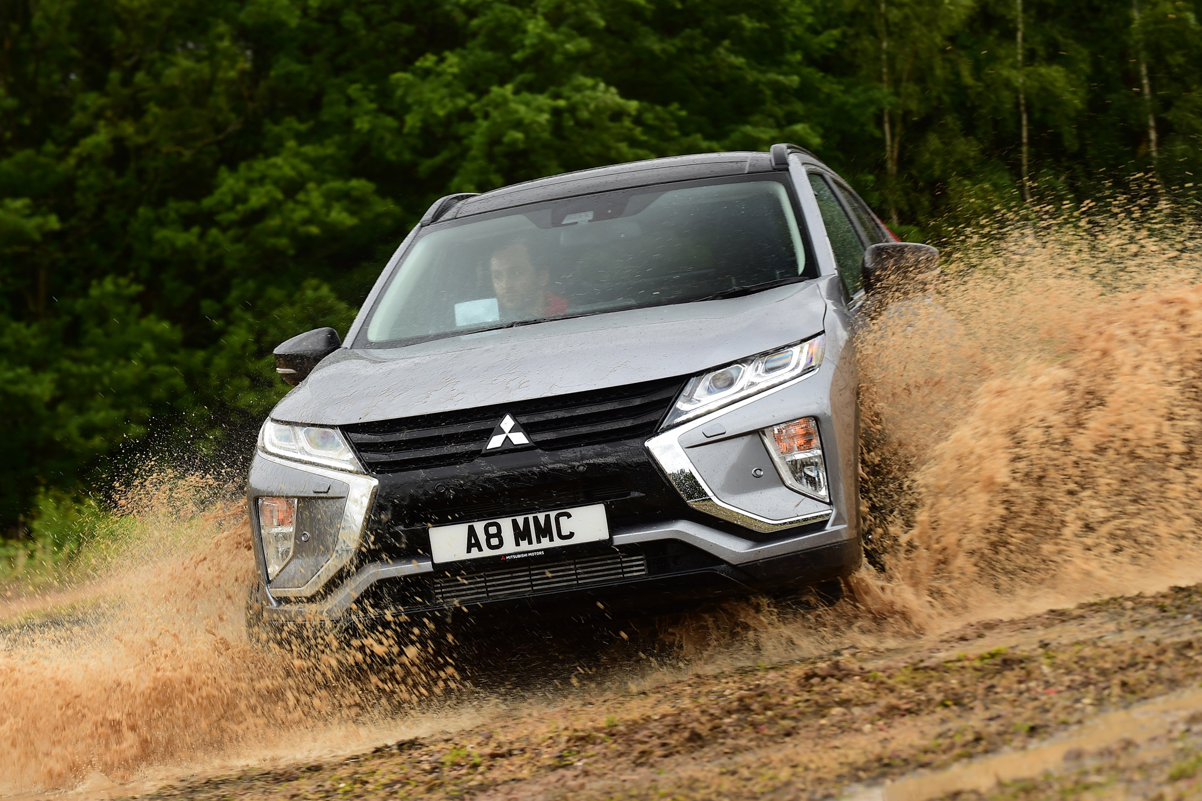 Mitsubishi Eclipse Cross Black Connected - front off-road