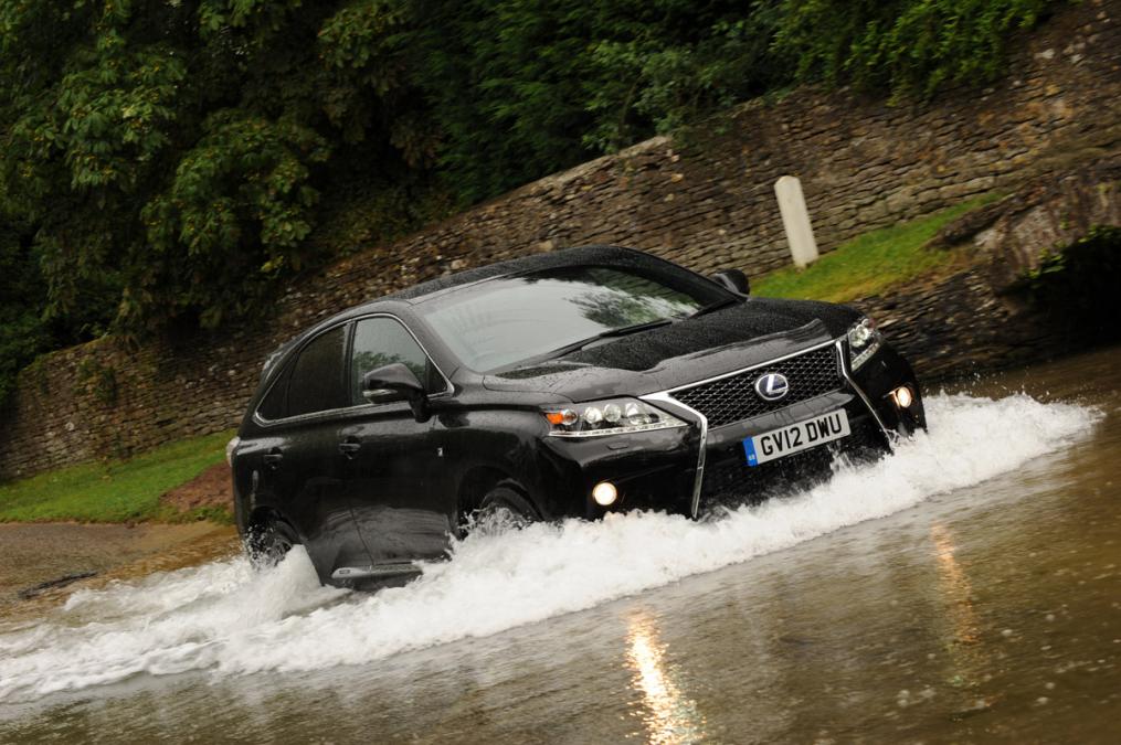 Used Lexus RX - front off-road