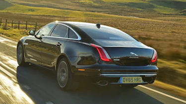 Used Jaguar XJ - rear action
