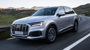 Audi Q7 - front action