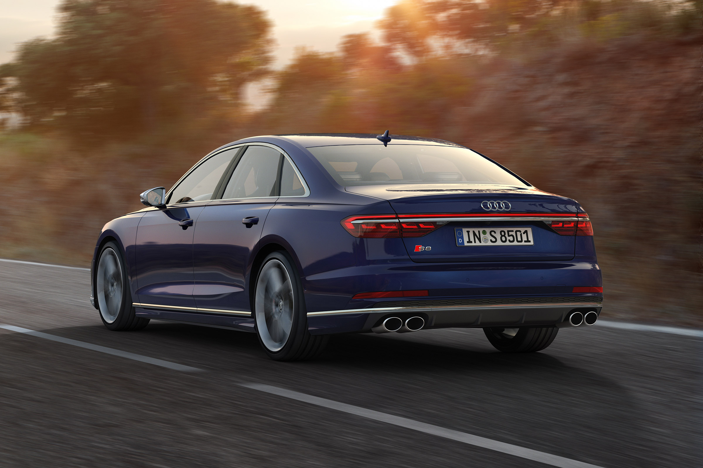 Audi S8 - rear action