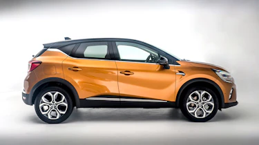 Renault Captur - side