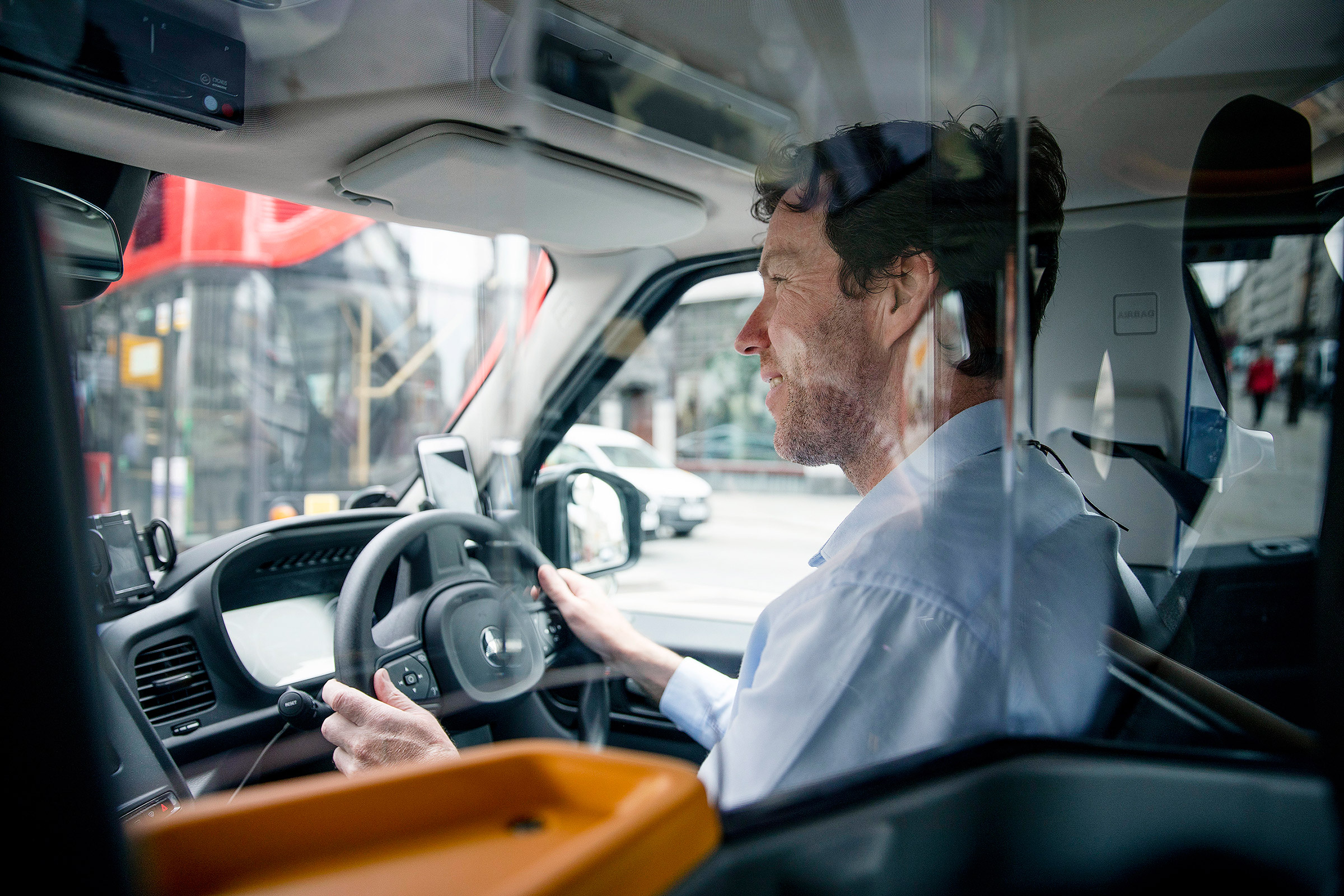 LEVC TX taxi - driving