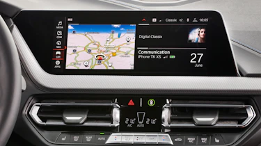BMW M135i 2019 screen