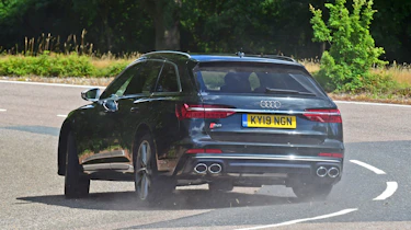 Audi S6 Avant - rear cornering