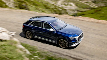 Audi SQ8 - above
