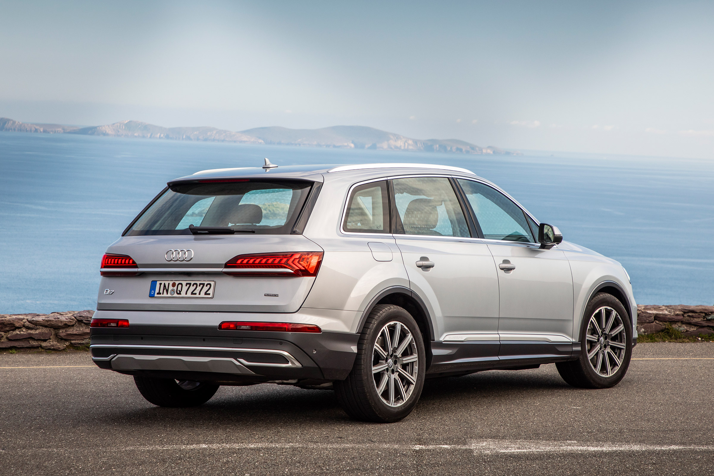 Audi Q7 - rear static