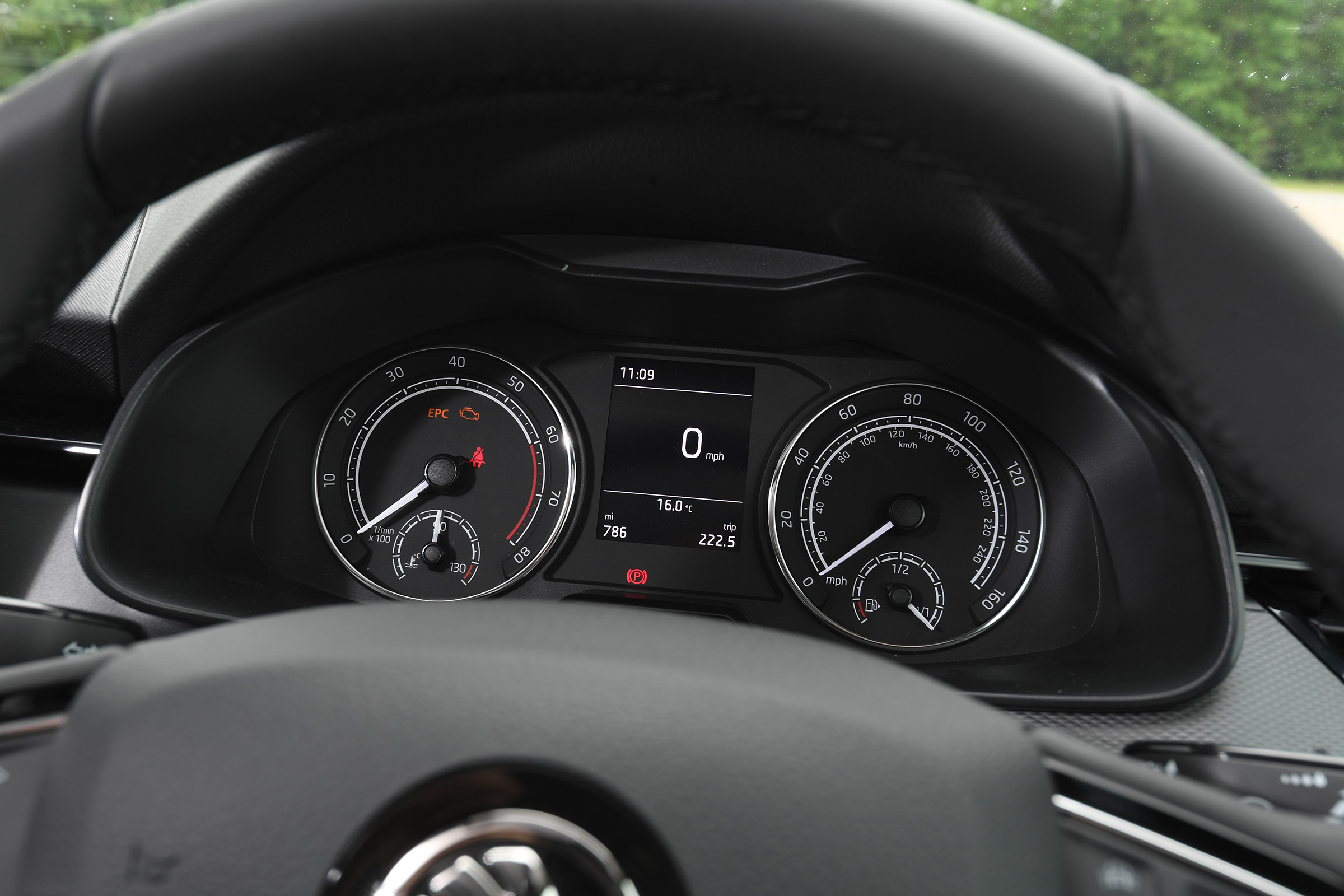 Skoda Scala - dials