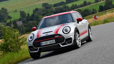 MINI Clubman JCW - front cornering
