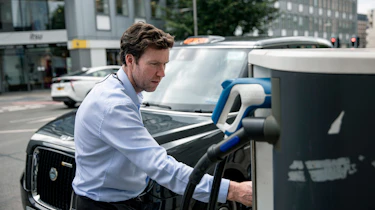 LEVC TX taxi - charging