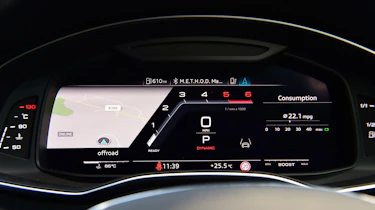 Audi S6 Avant - dials