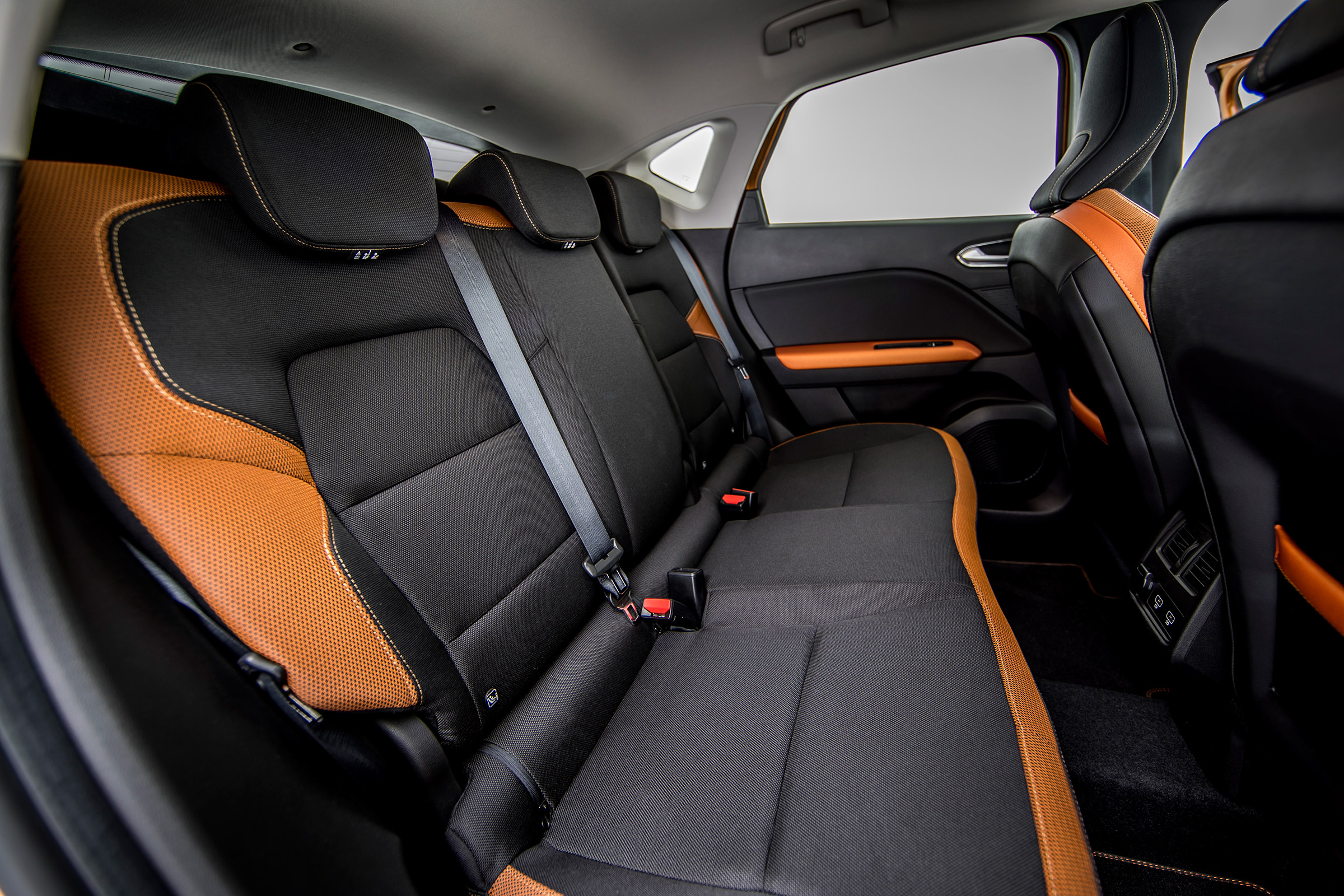 Renault Captur - rear seats