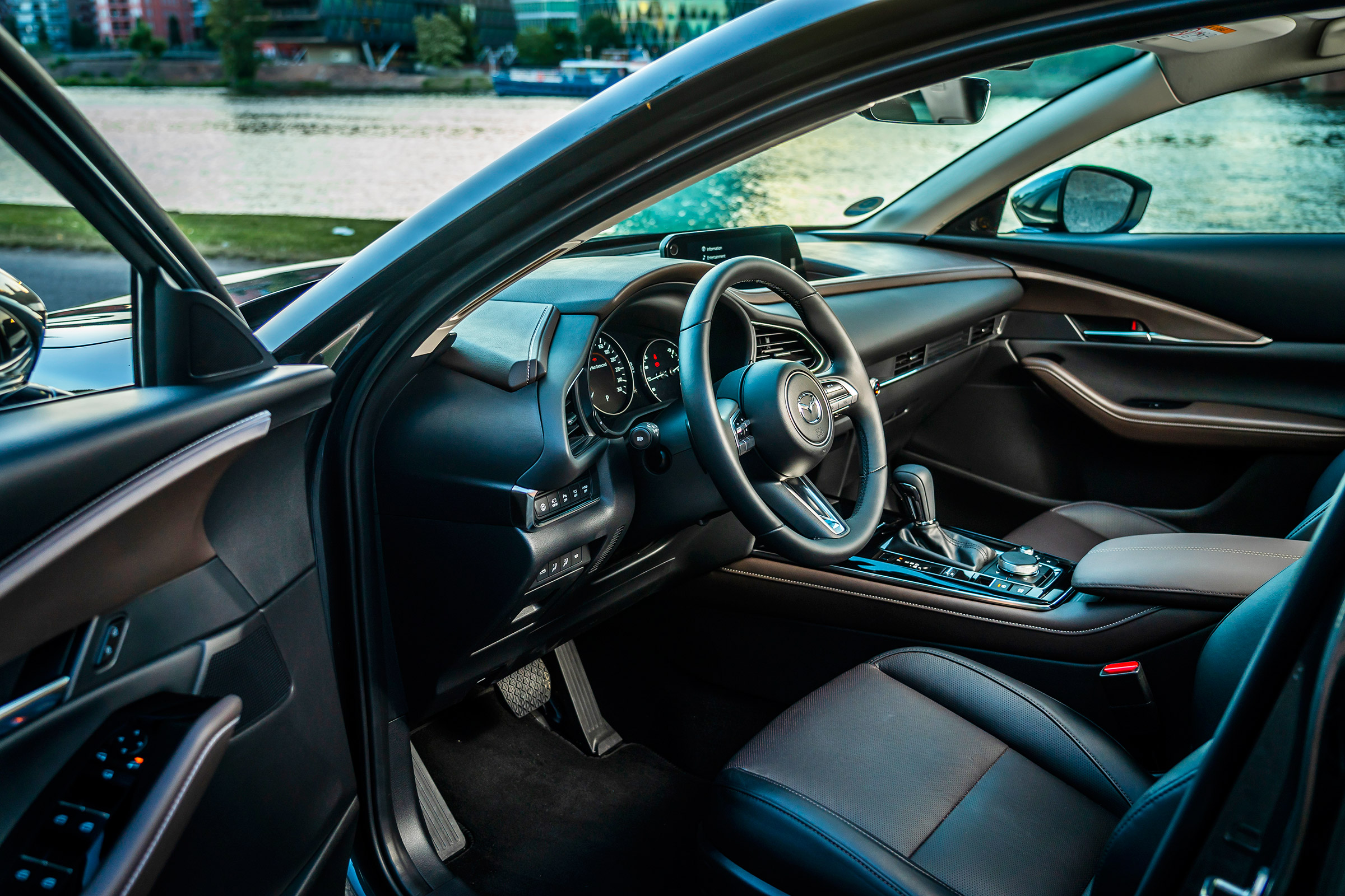 Mazda CX-30 - cabin