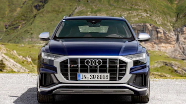 Audi SQ8 - full front static