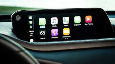 Mazda CX-30 - Apple CarPlay