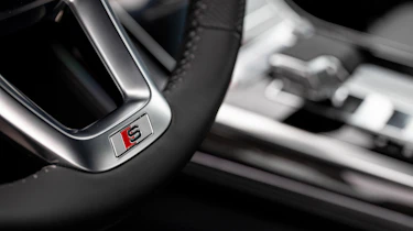 Audi SQ8 - steering wheel detail