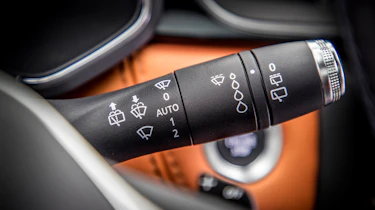 Renault Captur - stalk
