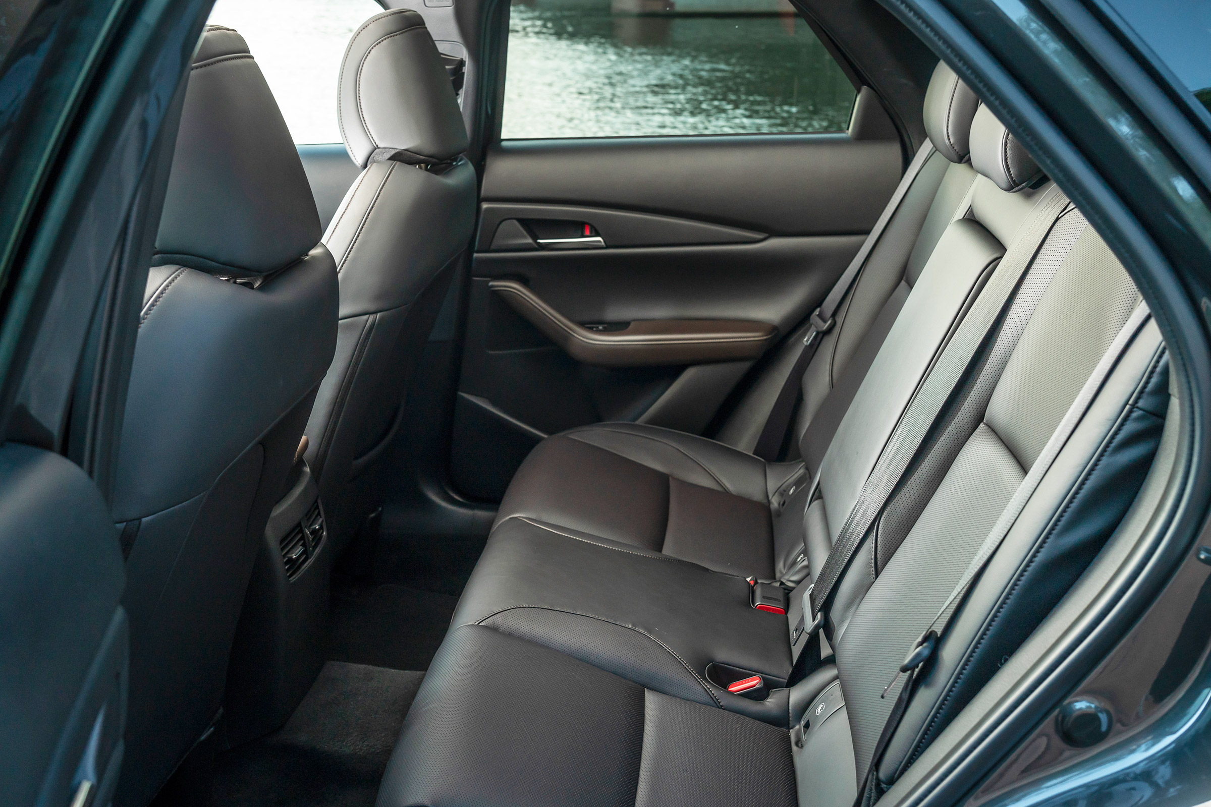 Mazda CX-30 - rear seats