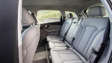 Audi Q7 - rear seats