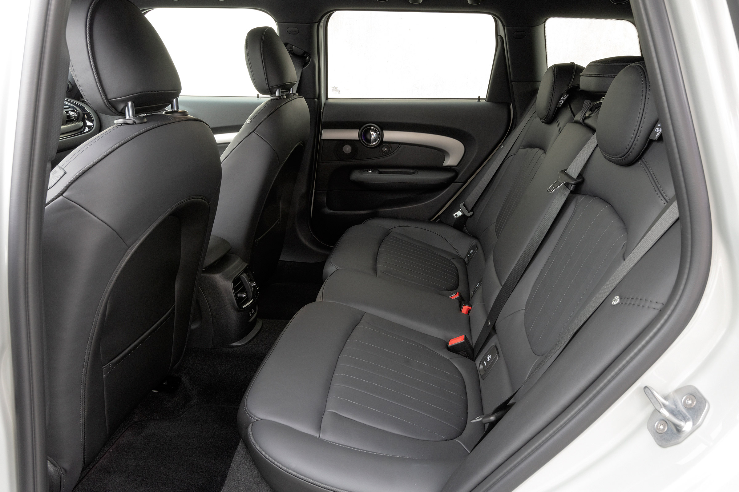 MINI Clubman JCW - rear seats