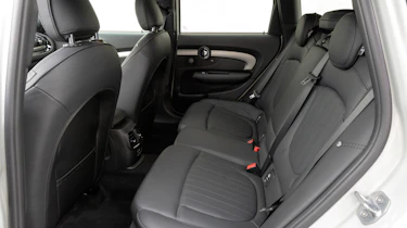 MINI Clubman JCW - rear seats