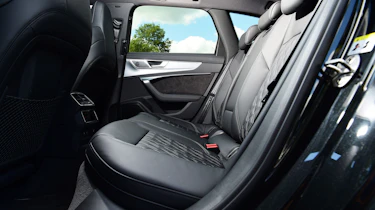 Audi S6 Avant - rear seats