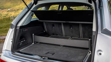 Audi Q7 - boot side